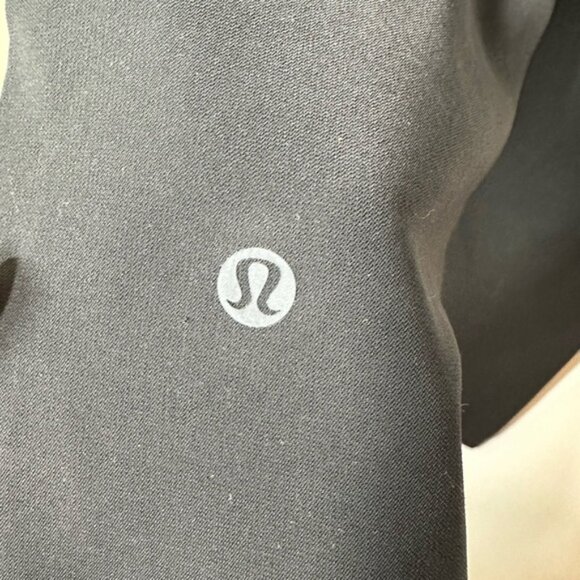 Lululemon On The Fly Pant Woven 27; Black Size 2 - Picture 6 of 9